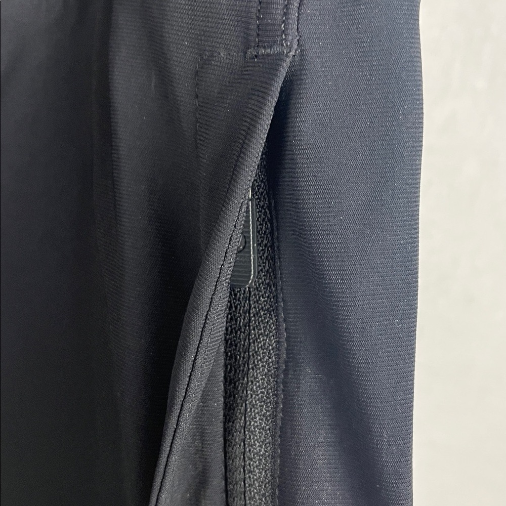 Lululemon 6 track pants - Picture 3 of 6